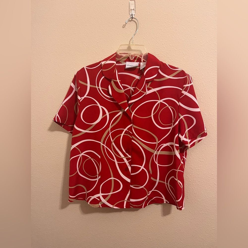 Alfred Dunner Red and White Swirl Button Down Shirt
